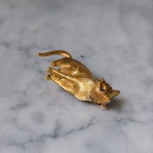 Load image into Gallery viewer, RESERVED: Vintage Brushed 18K Yellow Gold Cat with Sapphire Eyes Brooch