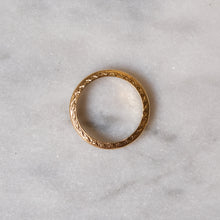 Load image into Gallery viewer, Vintage 9K Yellow Gold Side Etched Band US 5 / UK J