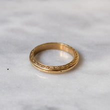 Load image into Gallery viewer, Vintage 9K Yellow Gold Side Etched Band US 5 / UK J