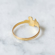 Load image into Gallery viewer, Antique 18K Yellow Gold French Countryside Landscape Ring