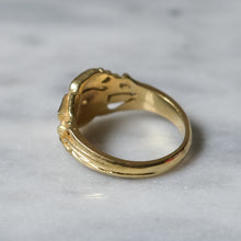Load image into Gallery viewer, 14K Yellow Gold Swan with Flower Ring 6.93g