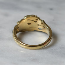 Load image into Gallery viewer, 14K Yellow Gold Swan with Flower Ring 6.96g