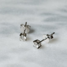 Load image into Gallery viewer, Vintage 18k White Gold Diamond Stud Earrings