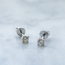 Load image into Gallery viewer, 18K White Gold Diamond Studs 0.3cttw
