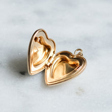Load image into Gallery viewer, Vintage 14K Yellow Gold Diamond Starburst Heart Locket