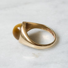 Load image into Gallery viewer, Vintage 9K Yellow Gold Flush-Set Tiger's Eye with Cat Eye Effect
