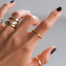 Load image into Gallery viewer, Art Deco era 22K Yellow Gold Band Size US 7.25