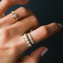 Load image into Gallery viewer, Contemporary Vintage 18K Yellow Gold 5-Stone Diamond Band