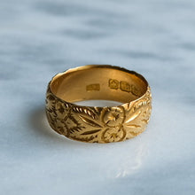 Load image into Gallery viewer, Antique Edwardian Wide Chased Floral Band