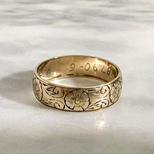 Load image into Gallery viewer, Vintage 9K Rose Gold Floral Engraved Band