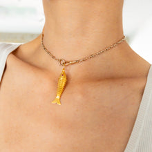 Load image into Gallery viewer, Vintage 22K Yellow Gold Articulated Fish Pendant