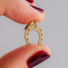 Load image into Gallery viewer, Vintage Lucky 7 Horseshoe Charm
