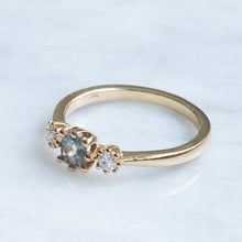 Load image into Gallery viewer, Modern Alexandrite and Diamonds Three-Stone Ring