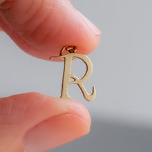 Load image into Gallery viewer, Vintage Letter R Charm / Pendant