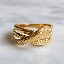 Load image into Gallery viewer, Vintage 18K Yellow Gold Diamond Ouroboros Snake Ring