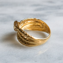 Load image into Gallery viewer, Vintage 18K Yellow Gold Diamond Ouroboros Snake Ring