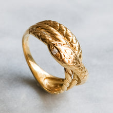 Load image into Gallery viewer, Vintage 18K Yellow Gold Diamond Ouroboros Snake Ring