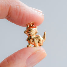Load image into Gallery viewer, Vintage Figaro Cat Charm