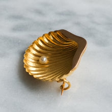 Load image into Gallery viewer, Antique Scallop Shell with Pearl Brooch