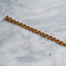 Load image into Gallery viewer, Vintage 7.25 inch Chevron-Link Bracelet