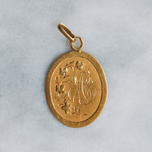 Load image into Gallery viewer, French Belle Époque Oval 18K Rose Gold "AB" Ivy Leaves Medallion Pendant