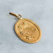 Load image into Gallery viewer, French Belle Époque Oval 18K Rose Gold "AB" Ivy Leaves Medallion Pendant