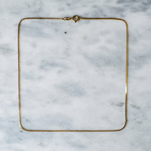 Load image into Gallery viewer, Vintage 15 inch 14K Yellow Gold Box Chain