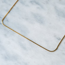 Load image into Gallery viewer, Vintage 15 inch 14K Yellow Gold Box Chain