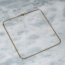 Load image into Gallery viewer, Vintage 15 inch 14K Yellow Gold Box Chain