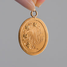 Load image into Gallery viewer, French Belle Époque Oval 18K Rose Gold "AB" Ivy Leaves Medallion Pendant