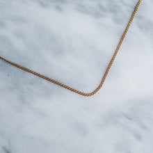 Load image into Gallery viewer, Antique 17 inch Curb-Link Chain