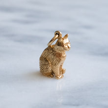 Load image into Gallery viewer, Vintage Sitting Cat Charm