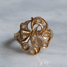 Load image into Gallery viewer, Vintage 20K Yellow Gold Peranakan Intan Diamond Ring