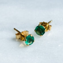 Load image into Gallery viewer, Vintage Emerald Stud Earrings (Light)