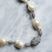 Load image into Gallery viewer, Vintage 18K Yellow Gold Baroque Freshwater Pearl Diamond Necklace