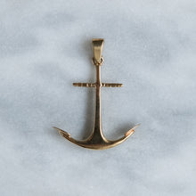 Load image into Gallery viewer, Vintage 14K Yellow Gold Anchor Pendant