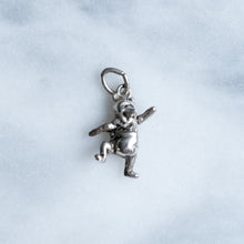 Load image into Gallery viewer, Disney Winnie The Pooh (Dancing)