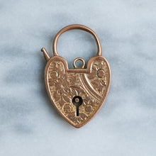 Load image into Gallery viewer, Vintage Engraved Large Heart Padlock