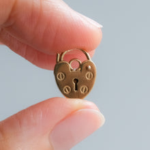 Load image into Gallery viewer, Vintage Small L.C. Heart Padlock