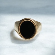 Load image into Gallery viewer, Vintage Onyx Signet Ring