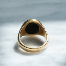 Load image into Gallery viewer, Vintage Onyx Signet Ring