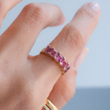 Load image into Gallery viewer, Vintage 5-Stone Pink Tourmaline Ring
