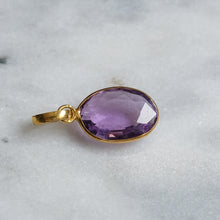 Load image into Gallery viewer, Vintage 14K Yellow Gold Oval Amethyst Pendant