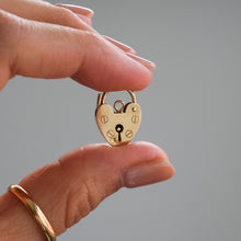 Load image into Gallery viewer, Vintage 9K Yellow Gold Small Heart Padlock Locket