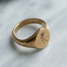 Load image into Gallery viewer, Vintage Griffin Intaglio Signet Ring