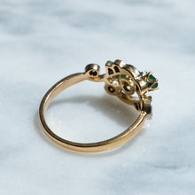 Load image into Gallery viewer, Antique Art Deco Emerald Diamond Ring