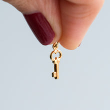 Load image into Gallery viewer, Vintage Tiny Key Charm