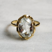 Load image into Gallery viewer, Vintage 14K Yellow Gold Aquamarine Ring
