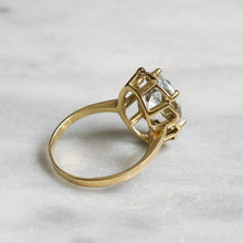 Load image into Gallery viewer, Vintage 14K Yellow Gold Aquamarine Ring