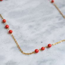 Load image into Gallery viewer, Vintage 18K Yellow Gold Coral Station Chain
